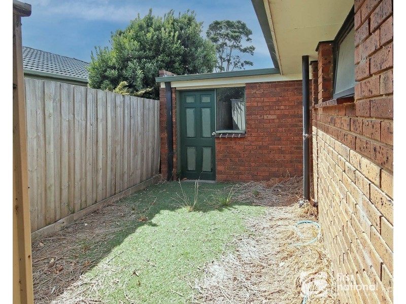 4/15 Tucker Street, Cranbourne VIC 3977