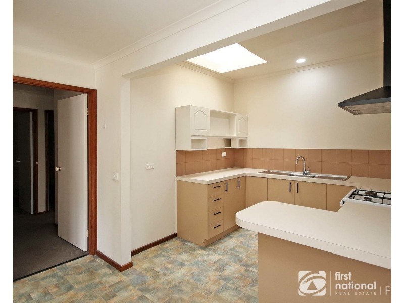 2/28 Duff Street, Cranbourne VIC 3977