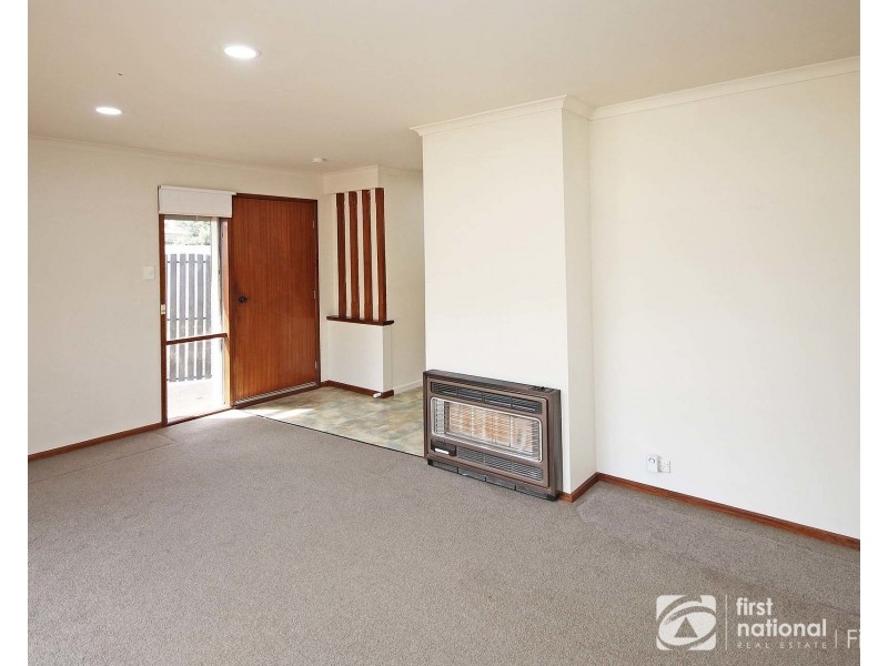 2/28 Duff Street, Cranbourne VIC 3977