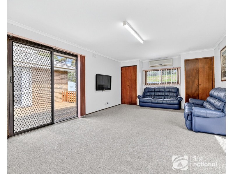 8 Dalray Court, Cranbourne VIC 3977