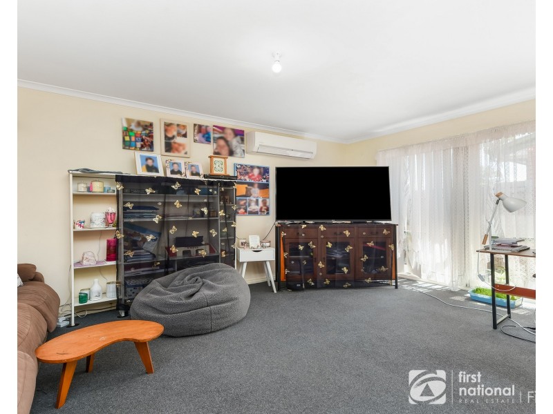 12 Linda Drive, Cranbourne VIC 3977
