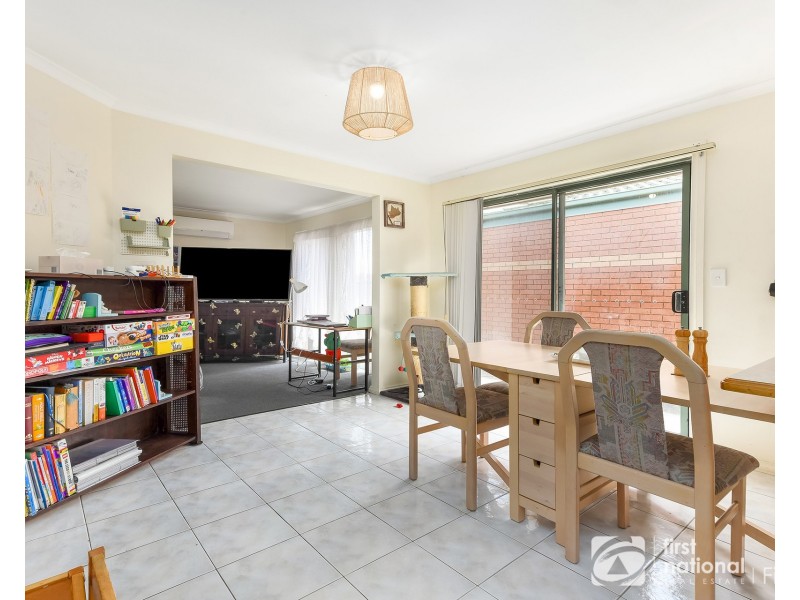 12 Linda Drive, Cranbourne VIC 3977