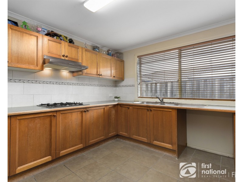 32 Honey Myrtle Way, Cranbourne VIC 3977