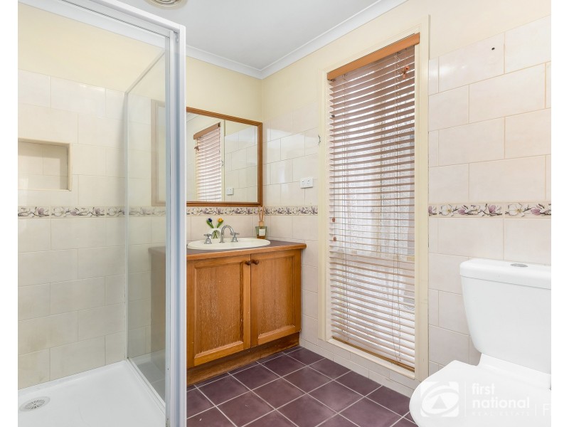 32 Honey Myrtle Way, Cranbourne VIC 3977