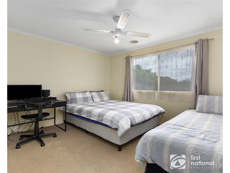 32 Honey Myrtle Way, Cranbourne VIC 3977