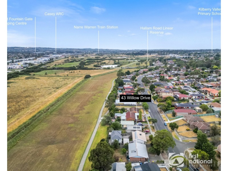 43 Willow Drive, Hampton Park VIC 3976