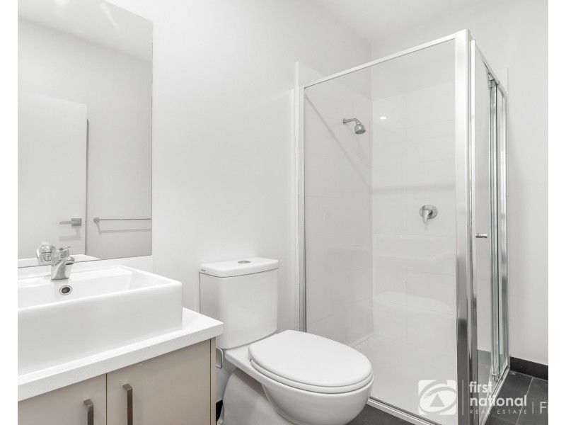 8 Push Pea Way, Cranbourne West VIC 3977