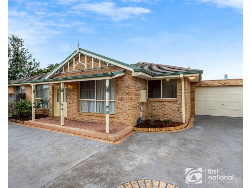 2/6 Lawson Close, Cranbourne VIC 3977