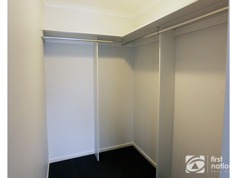 49 Adriatic Circuit, Clyde VIC 3978