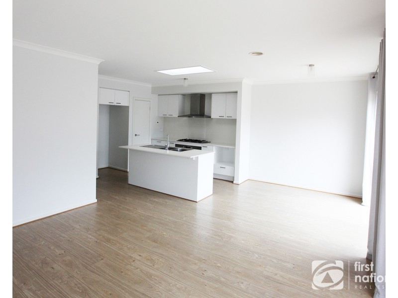 49 Adriatic Circuit, Clyde VIC 3978