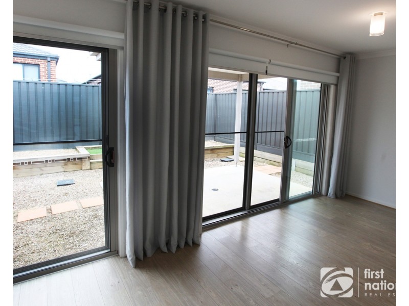 49 Adriatic Circuit, Clyde VIC 3978