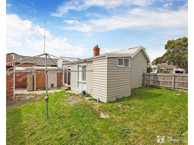 33 Thames Promenade, Chelsea VIC 3196