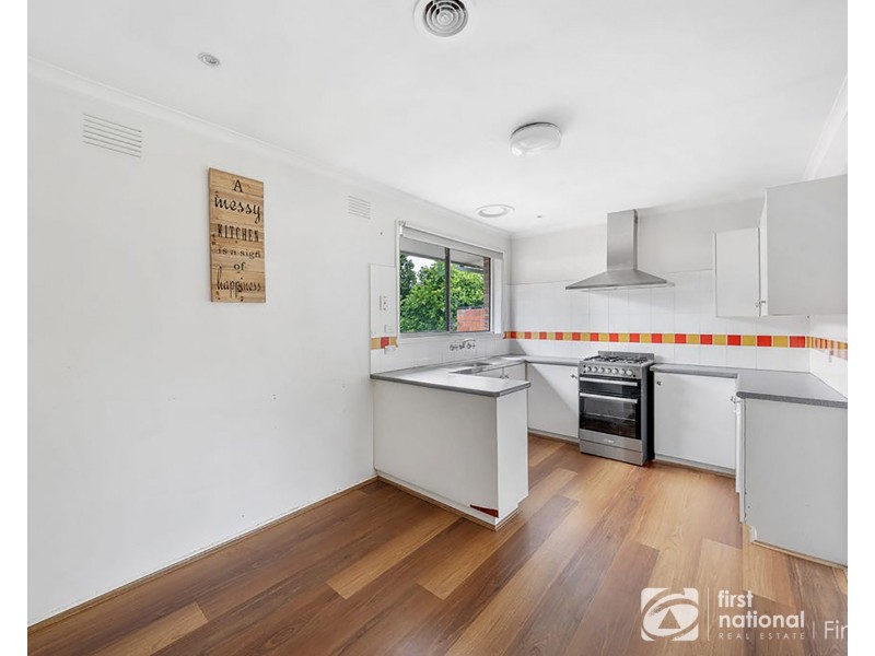 2/28 Latrobe Street, Cranbourne VIC 3977