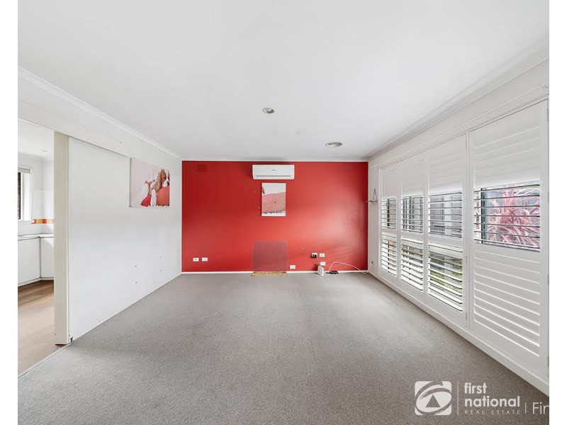 2/28 Latrobe Street, Cranbourne VIC 3977