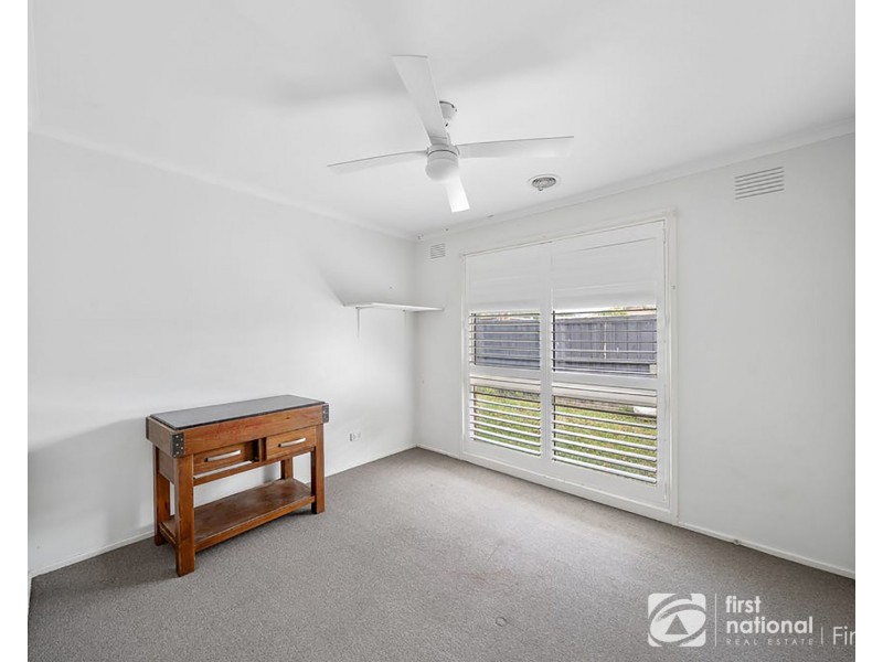 2/28 Latrobe Street, Cranbourne VIC 3977
