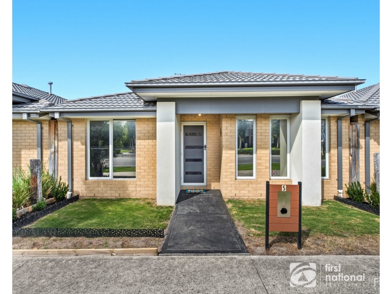 5 Fairweather Parade, Officer VIC 3809