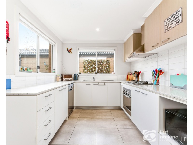 5 Fairweather Parade, Officer VIC 3809