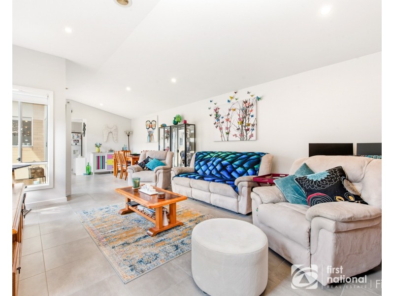 5 Fairweather Parade, Officer VIC 3809