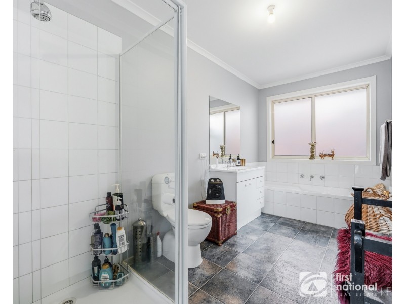 2/4-6 William Street, Cranbourne VIC 3977