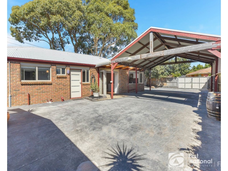 1 Lawson Close, Cranbourne VIC 3977