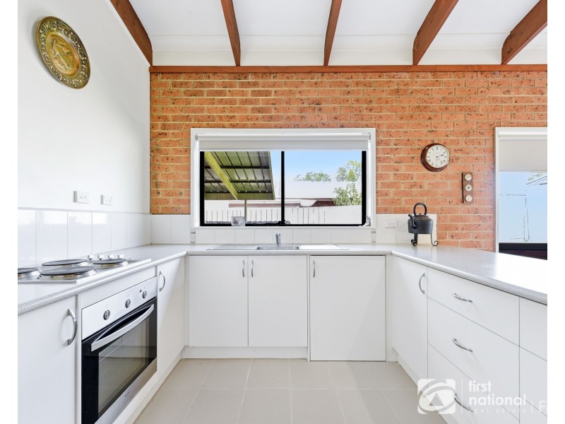 8 Seagull Close, Blind Bight VIC 3980