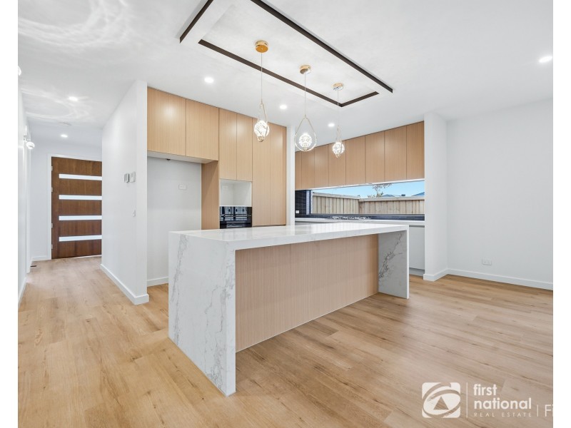 10 Abiku Road, Cranbourne South VIC 3977