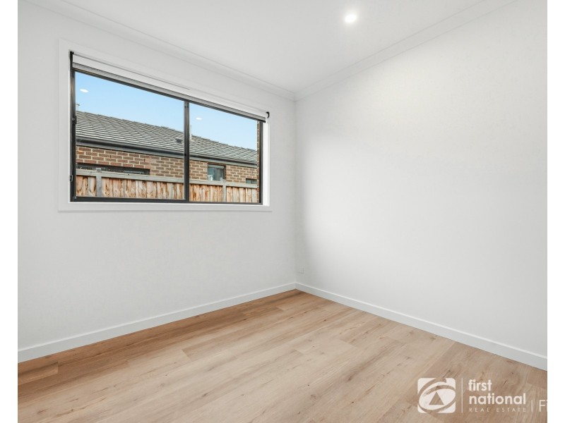 10 Abiku Road, Cranbourne South VIC 3977