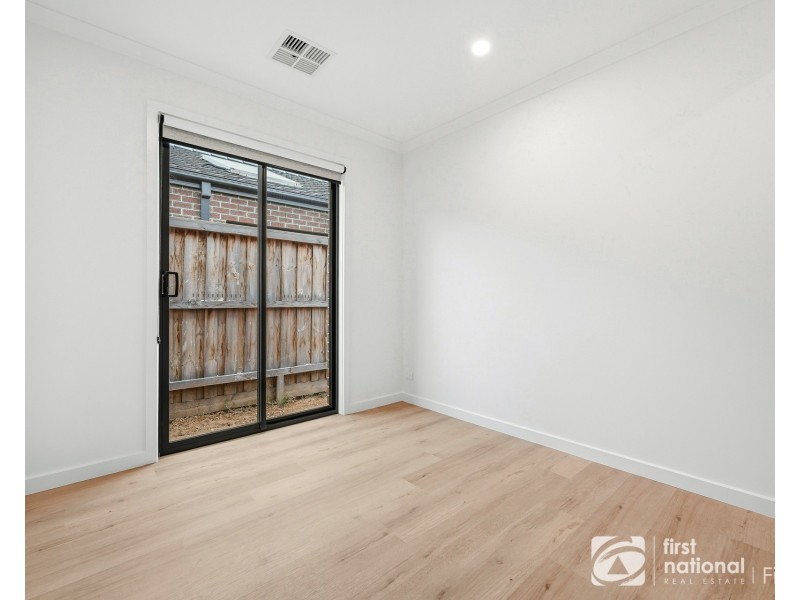 10 Abiku Road, Cranbourne South VIC 3977