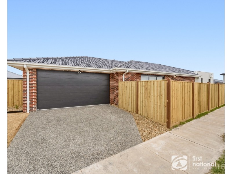 10 Abiku Road, Cranbourne South VIC 3977