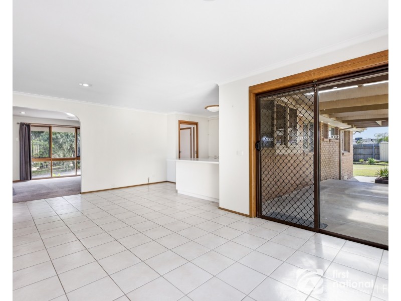 132 Endeavour Drive, Cranbourne North VIC 3977