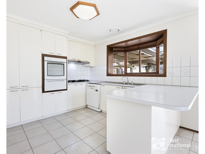 132 Endeavour Drive, Cranbourne North VIC 3977