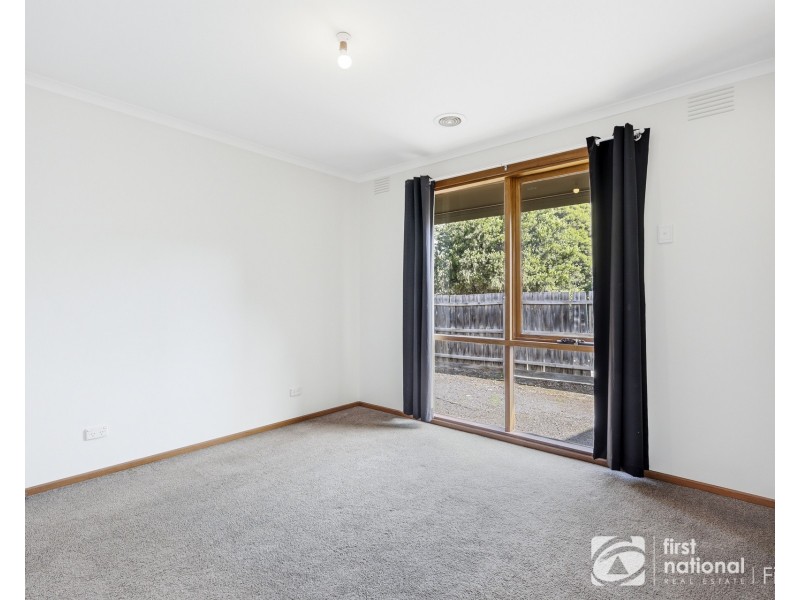 132 Endeavour Drive, Cranbourne North VIC 3977