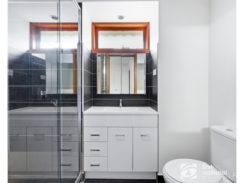 132 Endeavour Drive, Cranbourne North VIC 3977