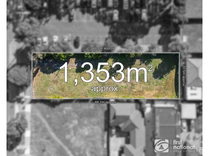 5 Lyall Street, Cranbourne VIC 3977