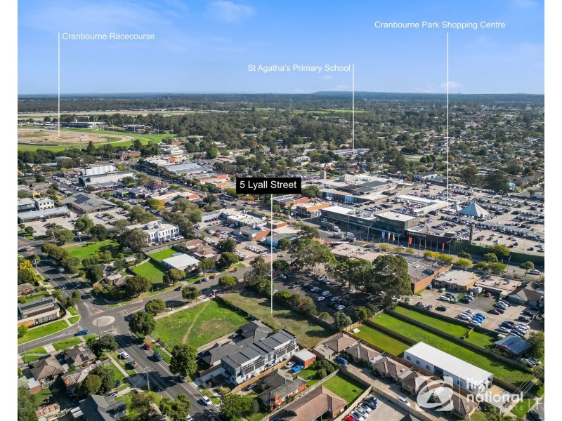 5 Lyall Street, Cranbourne VIC 3977