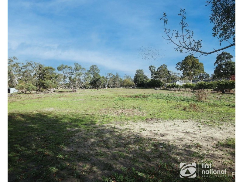 44 Finsbury Road, Devon Meadows VIC 3977