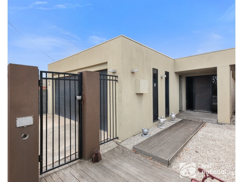 64 Nepean Highway, Seaford VIC 3198