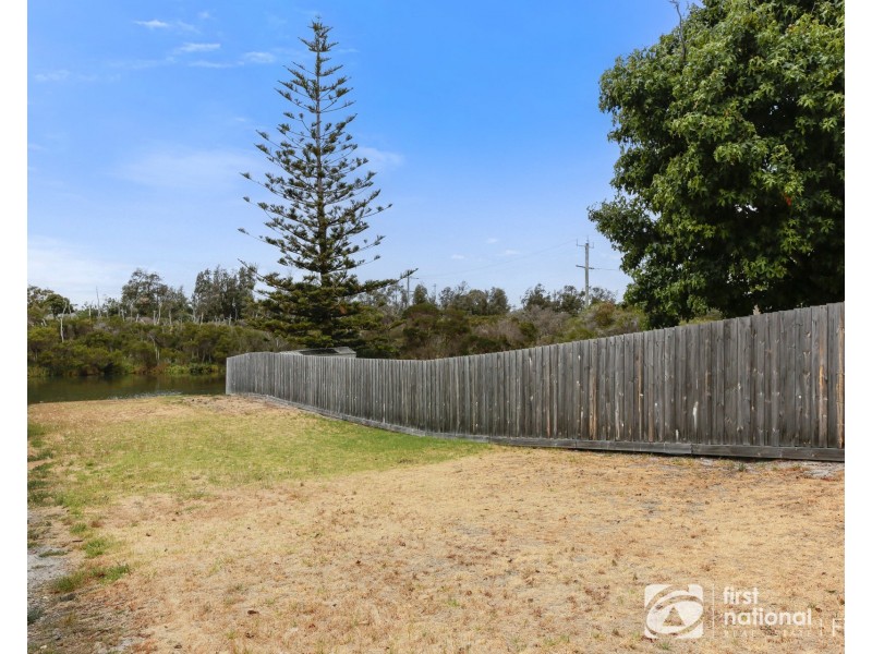 64 Nepean Highway, Seaford VIC 3198