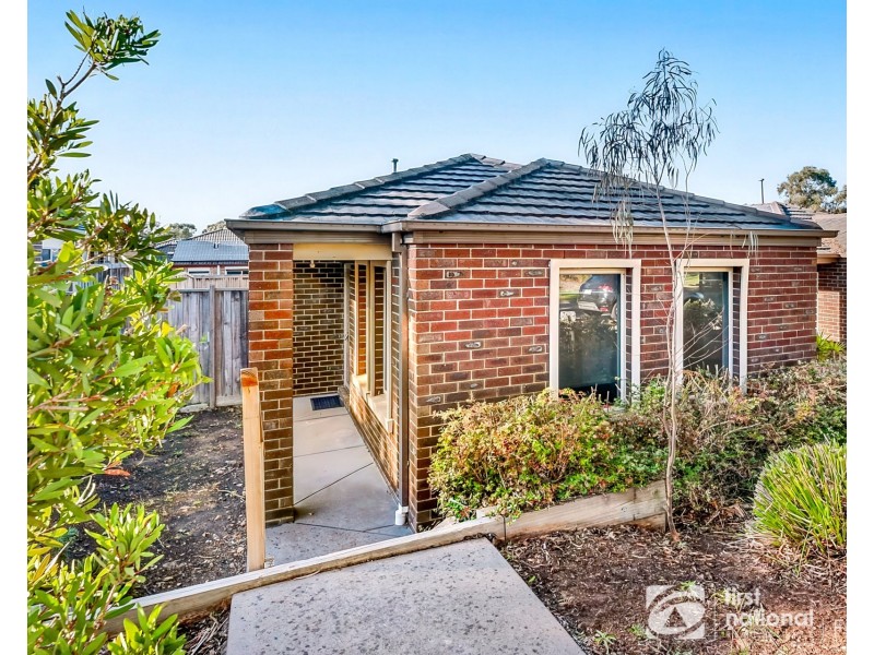 20 Hawkeseye Way, Cranbourne East VIC 3977