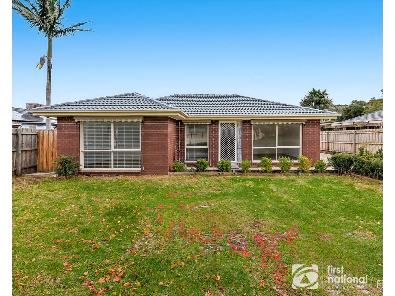 1/3 Hazelwood Avenue, Cranbourne North VIC 3977