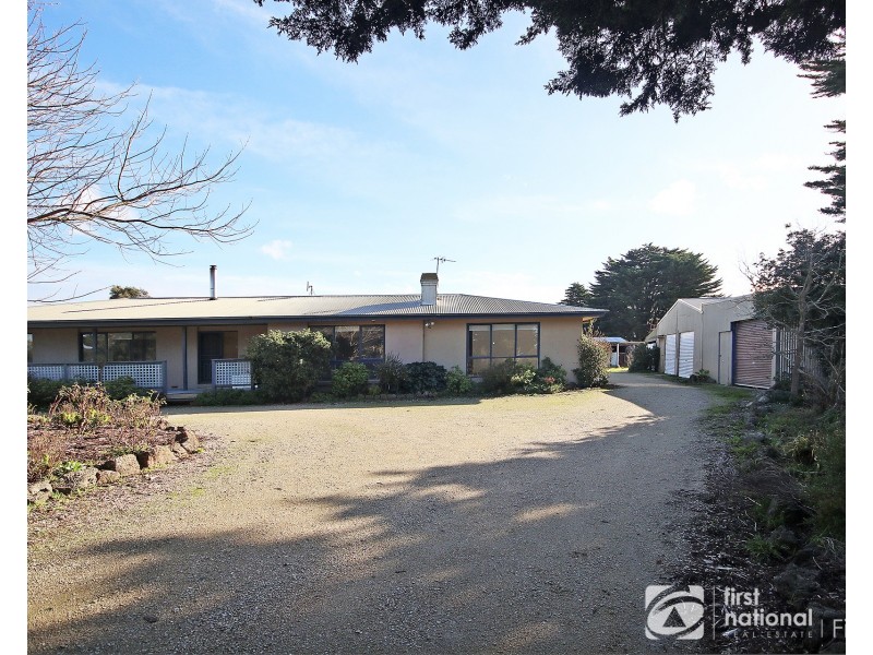 735 Tooradin Station Road, Clyde VIC 3978