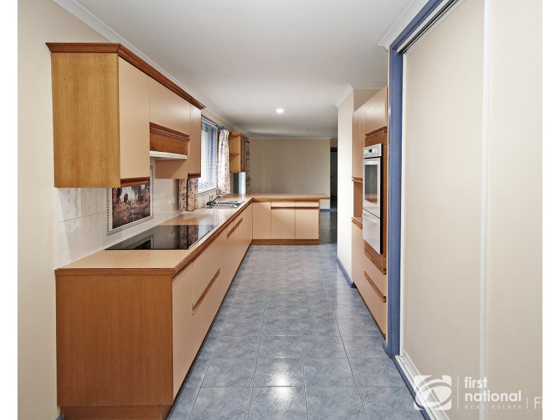 735 Tooradin Station Road, Clyde VIC 3978