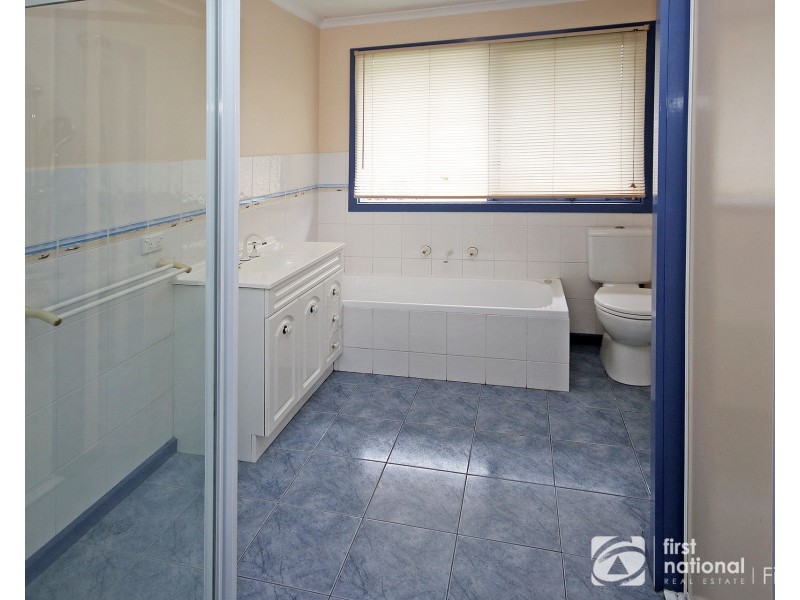 735 Tooradin Station Road, Clyde VIC 3978