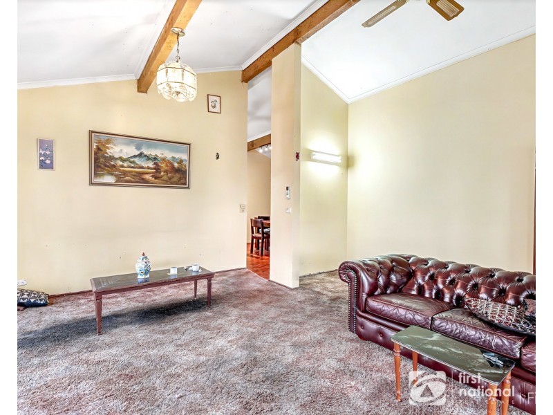 8 Steele Court, Cranbourne North VIC 3977