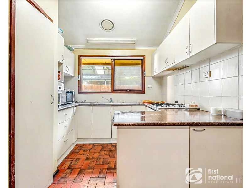 8 Steele Court, Cranbourne North VIC 3977