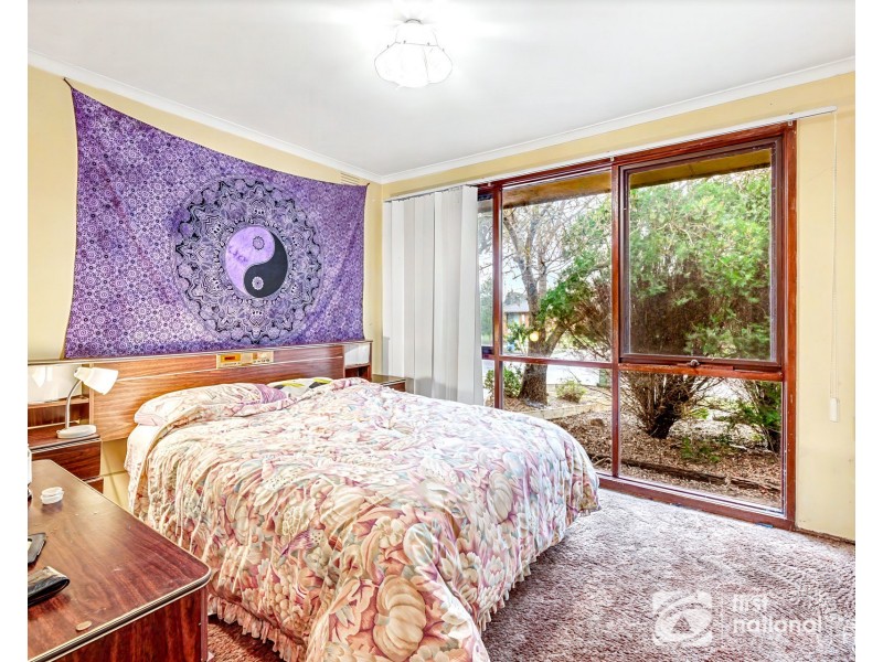 8 Steele Court, Cranbourne North VIC 3977