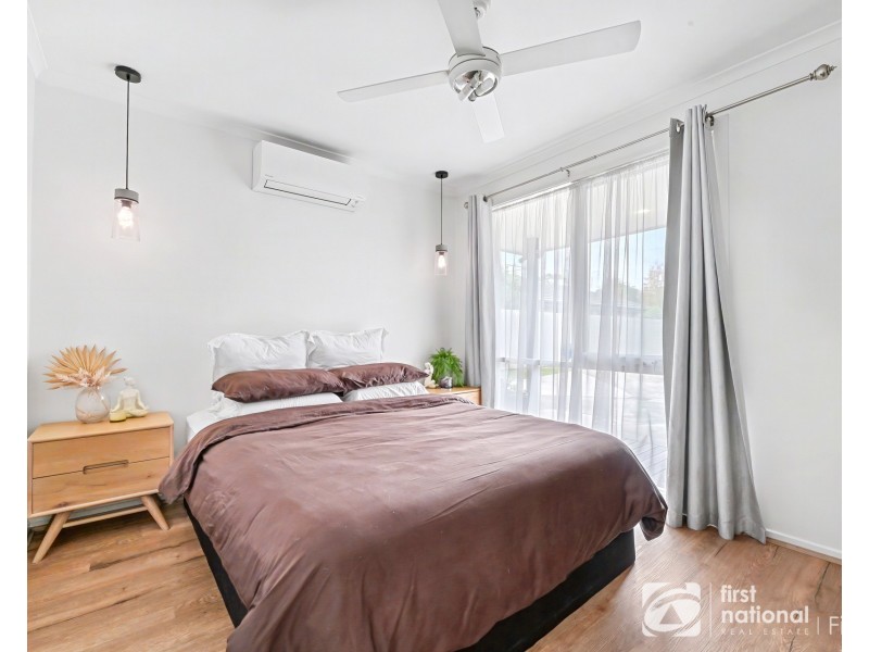 2/5 Binding Avenue, Cranbourne VIC 3977