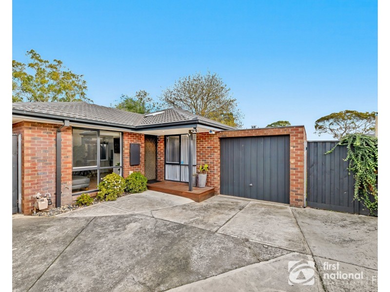 2/5 Binding Avenue, Cranbourne VIC 3977