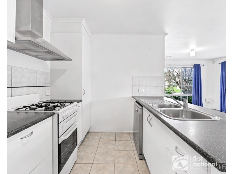8 Shadi Court, Cranbourne West VIC 3977