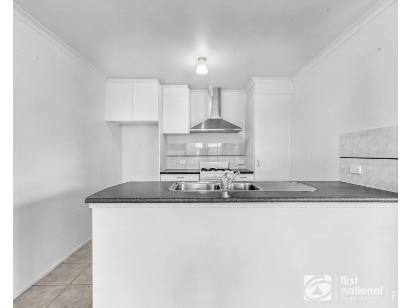 8 Shadi Court, Cranbourne West VIC 3977
